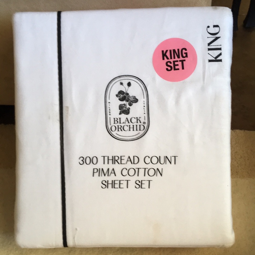 Black Orchid White King Sheet Set